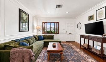 8337 Lennox Ave, Los Angeles, CA 91402