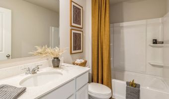 4038 2ND Ave SW, Altoona, IA 50009