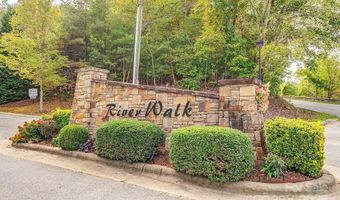 11 River Walk Dr, Asheville, NC 28804