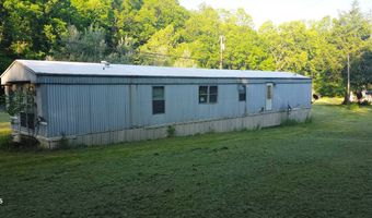941 E Clayton Rd, Pence Springs, WV 24962