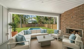 397 PLAZA, Atlantic Beach, FL 32233