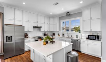 4063 Blue Jay St, Bay St. Louis, MS 39520