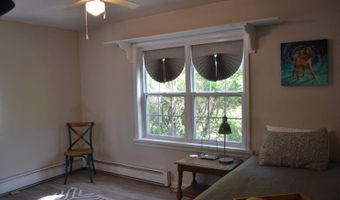 409 E. Elm St, Albion, IL 62806
