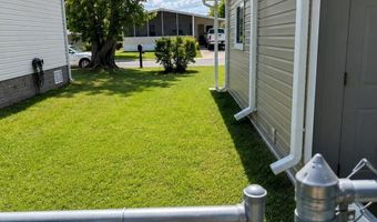 1109 Wren Cir, Barefoot Bay, FL 32976