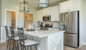 526 Sunset Dr SE, Altoona, IA 50009