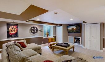 1535 S Douglas Ave, Arlington Heights, IL 60005