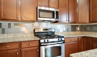 25120 SWEET MYRTLE Sq, Aldie, VA 20105