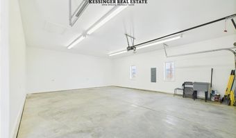 319 Road 1AF, Clark, WY 82435