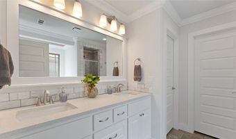 1111 Spring Hollow Rd, Bentonville, AR 72713