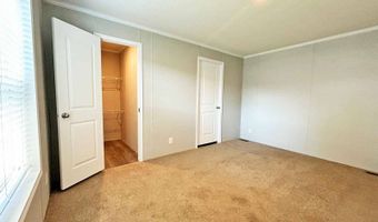 7055 Quarry Rd 399, Amherst, OH 44001
