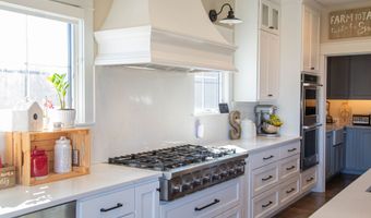4264 Chapel Hill Ct, Bargersville, IN 46106