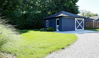 30 Elizabeth St, Bethel, CT 06801