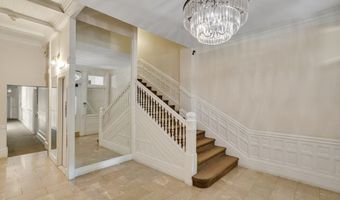 290 Commonwealth Ave 8, Boston, MA 02115