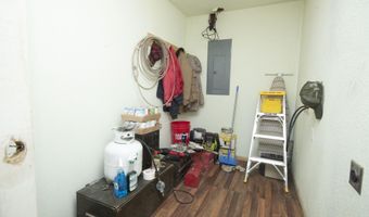517 E Reinken Ave, Belen, NM 87002