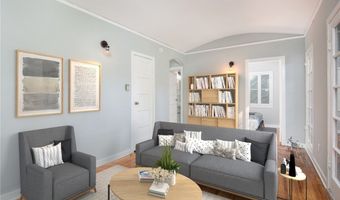 453 E Sacramento St, Altadena, CA 91001