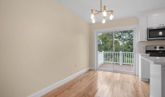 661 Main St, Acushnet, MA 02743