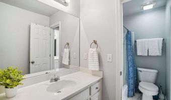 706 Braidwood Rdg NW, Acworth, GA 30101