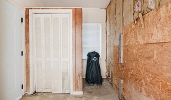 226 Edgewood Dr, Americus, GA 31709