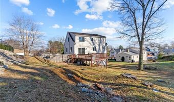 4 Cobble Hill Rd, Lincoln, RI 02865