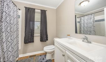 593 Washington Ln, Albemarle, NC 28001