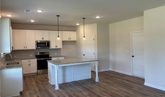 796 Rodeo Dr, Auburn, GA 30011