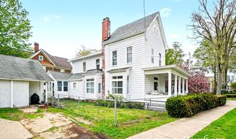 223 N Walnut St, Allegan, MI 49010