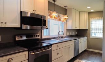 223 S SUPERIOR St, Antigo, WI 54409