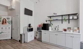 1533 RIDGE Ave, Philadelphia, PA 19130