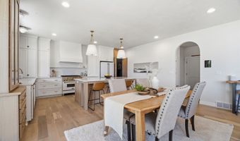 N9250 CASSANDRA Way, Appleton, WI 54915