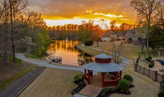 104 LOCHMEADE Dr, Atoka, TN 38004