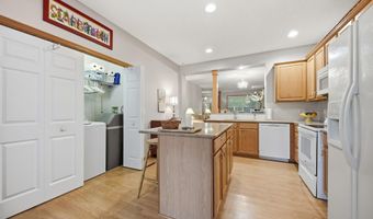 1610 Riverspointe Ct, Anoka, MN 55303