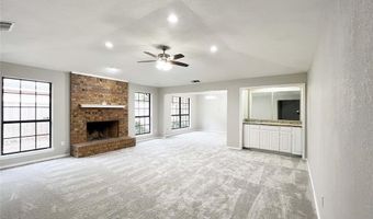 4021 Morman Ln, Addison, TX 75001
