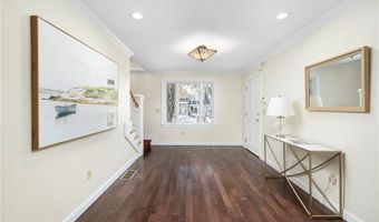 58 Dolphin Ave, Jamestown, RI 02835