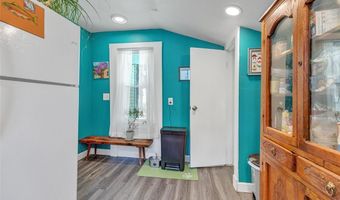 133 Crownhill Ave, Amherst, OH 44001
