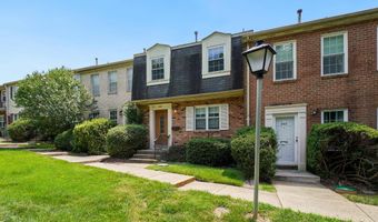 838 COLLEGE Pkwy 11-838, Rockville, MD 20850
