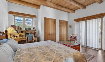 11 Los Altos, Arroyo Seco, NM 87514