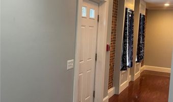 1746 Lonsdale Ave A, Lincoln, RI 02865