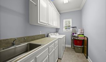 1532 Plantation Oak Dr, Baton Rouge, LA 70810