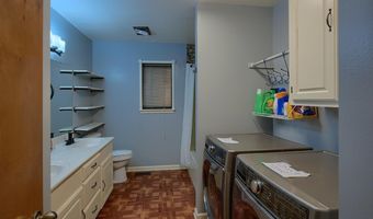914 Thelma St, Benton, AR 72015
