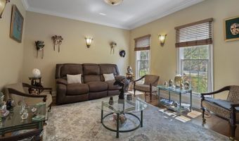 197 St. Andrews Dr, Barboursville, WV 25504