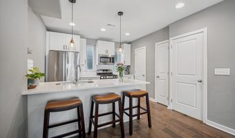 446 KINGSLEY St, Philadelphia, PA 19128