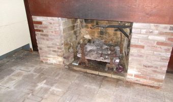 19 S Washington St, Bloomfield, IN 47424