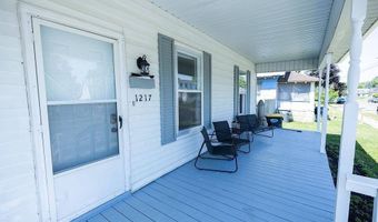 1217 W 3rd St, Anderson, IN 47304