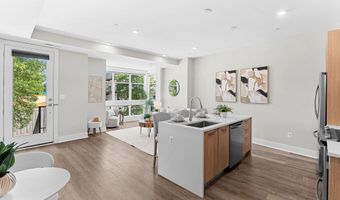 1108 S HIGHLAND St 2, Arlington, VA 22204