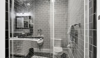 410 Crooked Stick Dr, Bedford, IN 47421