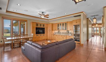 10771 E Langell Valley Rd, Bonanza, OR 97623