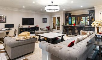 1128 S 6th Ave, Arcadia, CA 91006