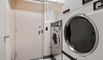 5904 MOUNT EAGLE Dr 105, Alexandria, VA 22303