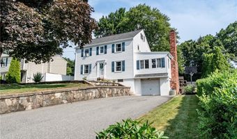 21 Carlson Dr, Cumberland, RI 02864