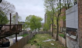 15 Ten Broeck St 1, Albany, NY 12210